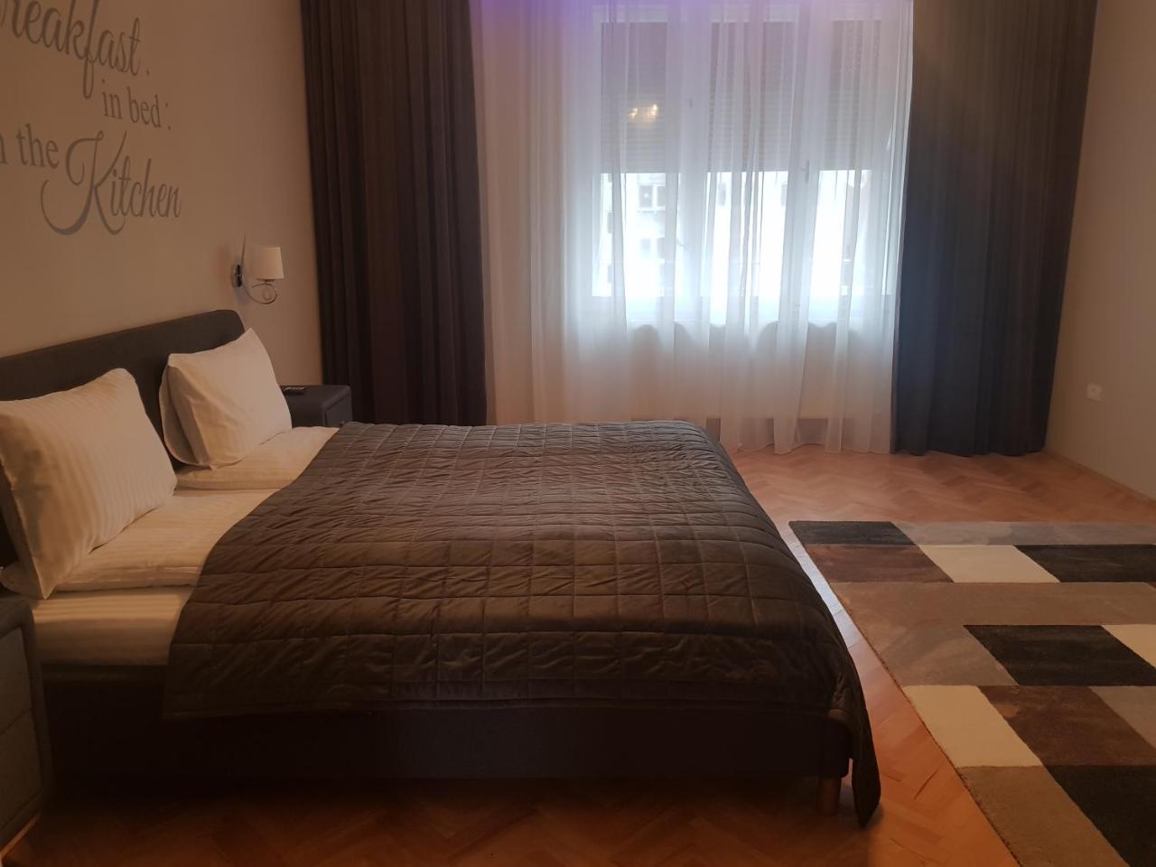 City Center Dream Apartment ティミショアラ エクステリア 写真